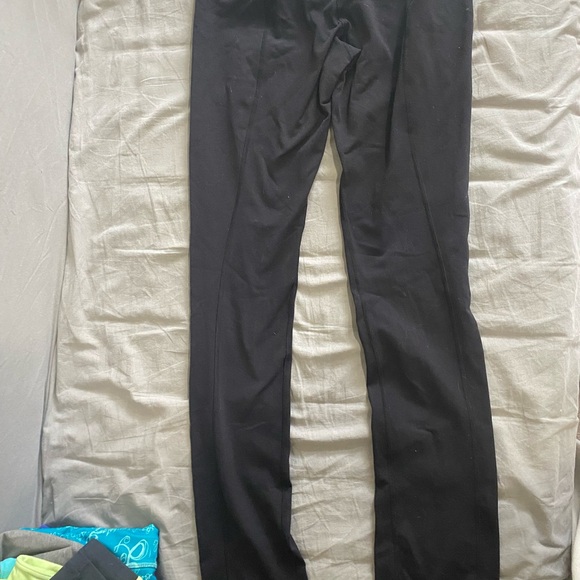 Lululemon black leggings - Picture 3 of 4